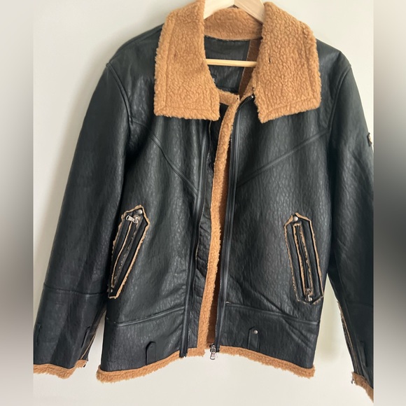 Urban Republic - Picture 3 of 5